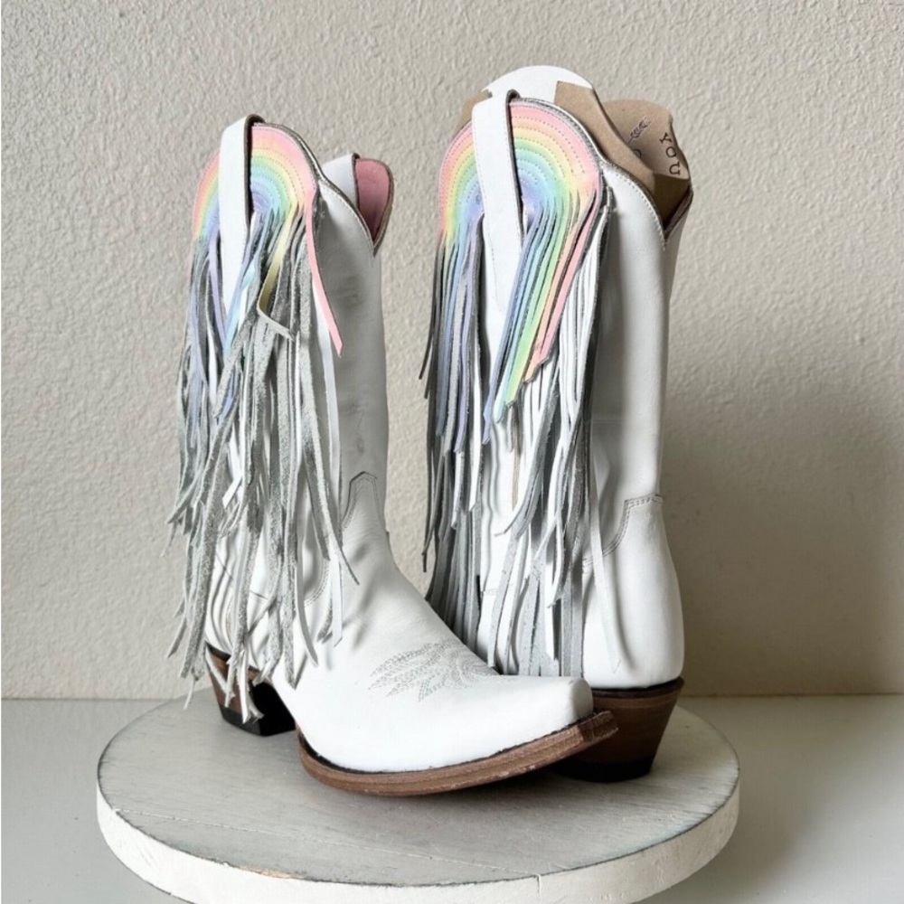Lane Boots.Junk Gypsy.Beautiful white boots rainbow fringe.All leather.NIB.